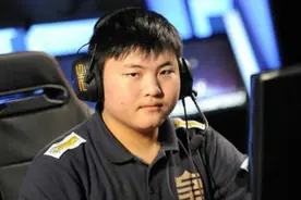RNG UZI韩服从0单排 艾希寒冰射手图片