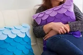 如何纯手工制作改造一款漂亮的靠枕图片