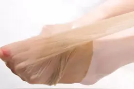 性感丝袜还有盘文玩的妙用，能够让你盘出更有价值的文玩！图片