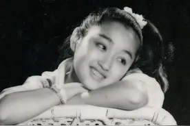 华语乐坛甜歌天后和第一玉女，黄安说她具备所有吸引男人的特点！图片