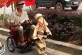 鬼子来拉车，大爷的脑洞也是标新立异！图片