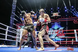 周日见证昆仑决中外对抗，王赛浴血火拼日本硬汉图片