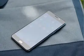 重回熄屏美学 OPPO R9这次美出新高度 苹果也败了图片