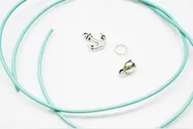 动动手指，教你用一条绳子做手链！图片