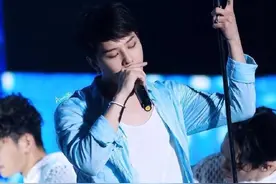 权世界最帅的那个男人！权志龙图片