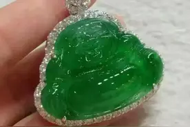 商场卖28万的高冰阳绿佛在翠美才一半的价？图片