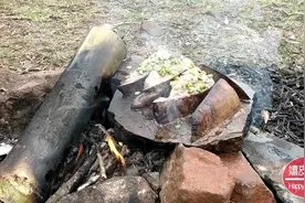 谁说非洲生活苦的，你看小孩都这么会吃，这猪肝做的非常不一般视频封面