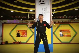 双节棍天女散花技巧演练讲解，双棍技术教学视频封面