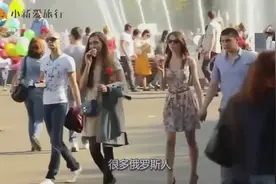 在黑龙江黑河，很多俄罗斯女孩来中国打工，看看她们都做什么工作视频封面