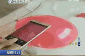 手机闪光灯威力大，直接闪爆气球！你以后还敢这么拍照吗？图片