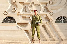 迦南美地众生相图片