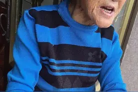 温州八旬老太在家被抢去手镯并致骨折：刚来半个月的保姆作案图片