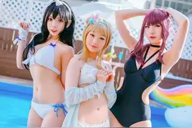 韩国美女cos演绎《少女前线》御姐、少女泳装play图片