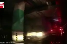 地下车库管道掉落致3人死亡，常熟万达被责令停业视频封面