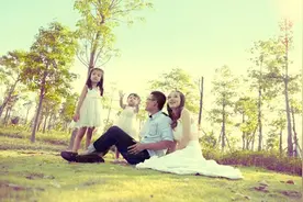 万福娃儿童摄影：体验式亲子旅拍即将拉开序幕图片