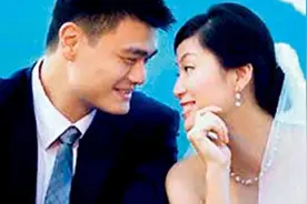 巨人姚明叶莉婚礼很简洁很低调！视频封面