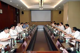 董强会见龙岩市委书记李德金一行图片