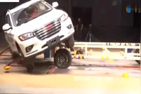 哈弗H2碰撞测试，国产车大有希望啊！视频封面