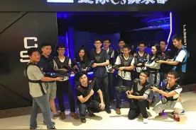 星际CS俱乐部圆英雄梦 未来或在深圳拓展5家门店图片