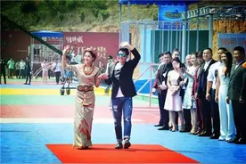 大事记“大明星艺术团”启动啦！14位艺员正式签约！图片