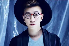 赖伟锋《其实你还在》首发 解构都市情感变化图片