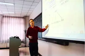 师者｜大学教师4年编写102首生化歌：已成学生复习神曲图片
