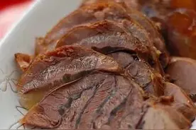 牛肉很贵，但超市中的酱牛肉为什么那么便宜？图片