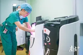 AI医生是怎样炼成的？“吃下”3亿份病历，忘带身份证可刷脸图片