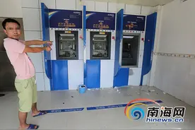 男子凌晨打砸银行ATM机 三亚警方1小时破案图片