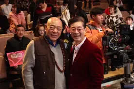 沙僧刘大刚71岁生日六小龄童送祝福，晒两人同框旧照满满回忆杀图片