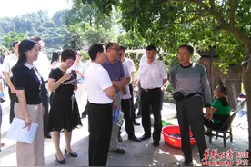 国务院扶贫办、人社部调研吉首扶贫工作图片