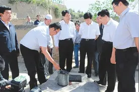中石化集团公司董事长王玉普来临夏东乡县调研精准扶贫工作图片