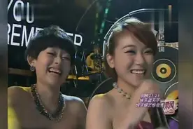 我爱记歌词思琦和程程合作演唱《夜上海》被华少一段话爆笑全场视频封面