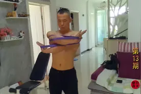 功夫健身：想练胸沟？试试这个动作，这么简单我怎么没想到？视频封面