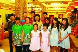 林妈妈和她的40多个“儿女”图片