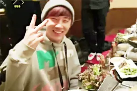 [Infinite][分享]160617 圣圭醉酒签名 滑稽字体引粉丝爆笑图片