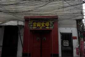 来济打工人：成外来打工者的蜗居，一月仅200图片