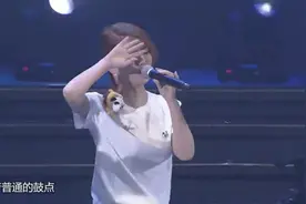 普通的动次打次中普通的摇，Alan阿兰《普通Disco》视频封面