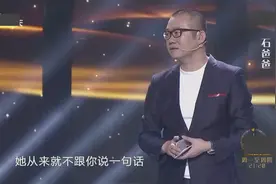 美丽的藏族女孩，现场跳藏族舞，感谢善良的校长涂磊：跳的真好看视频封面