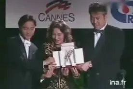 《霸王別姬》戛纳金棕榈记者会，哥哥张国荣的英文很棒视频封面