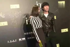 baby杨幂最爱黑色九分裤 女星筷子腿心机法则视频封面