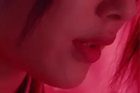 男子代替人迎亲，软轿中掀开新娘盖头，这下懵逼了吧视频封面