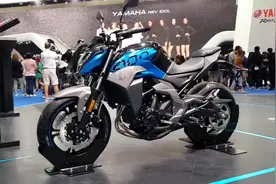 打工一族也买得起！2018款国产春风Cfmoto 400NK摩托车视频封面
