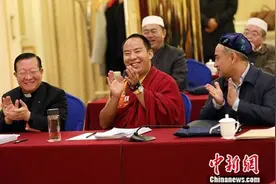 宗教界委员谈履职：坚持宗教中国化方向、反映信教群众呼声图片