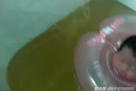 刚出生，头发好长视频封面