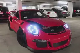 小伙作死在保时捷后备箱睡了一夜，第二天起来后瞬间傻眼了！