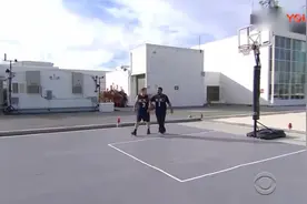超搞笑，两个美国胖子打篮球，我就看了五十遍而已 高清视频封面