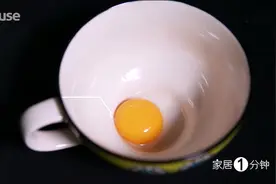 一分钟学会三种小妙招，去除家具的发黄油污和笔痕！