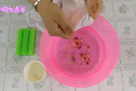 衣服被西瓜汁染了洗不掉怎么办？只要5分钟轻松搞定！