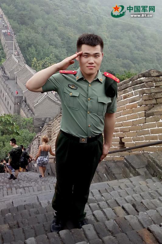 高考冲刺，千里之外兵哥哥送祝福